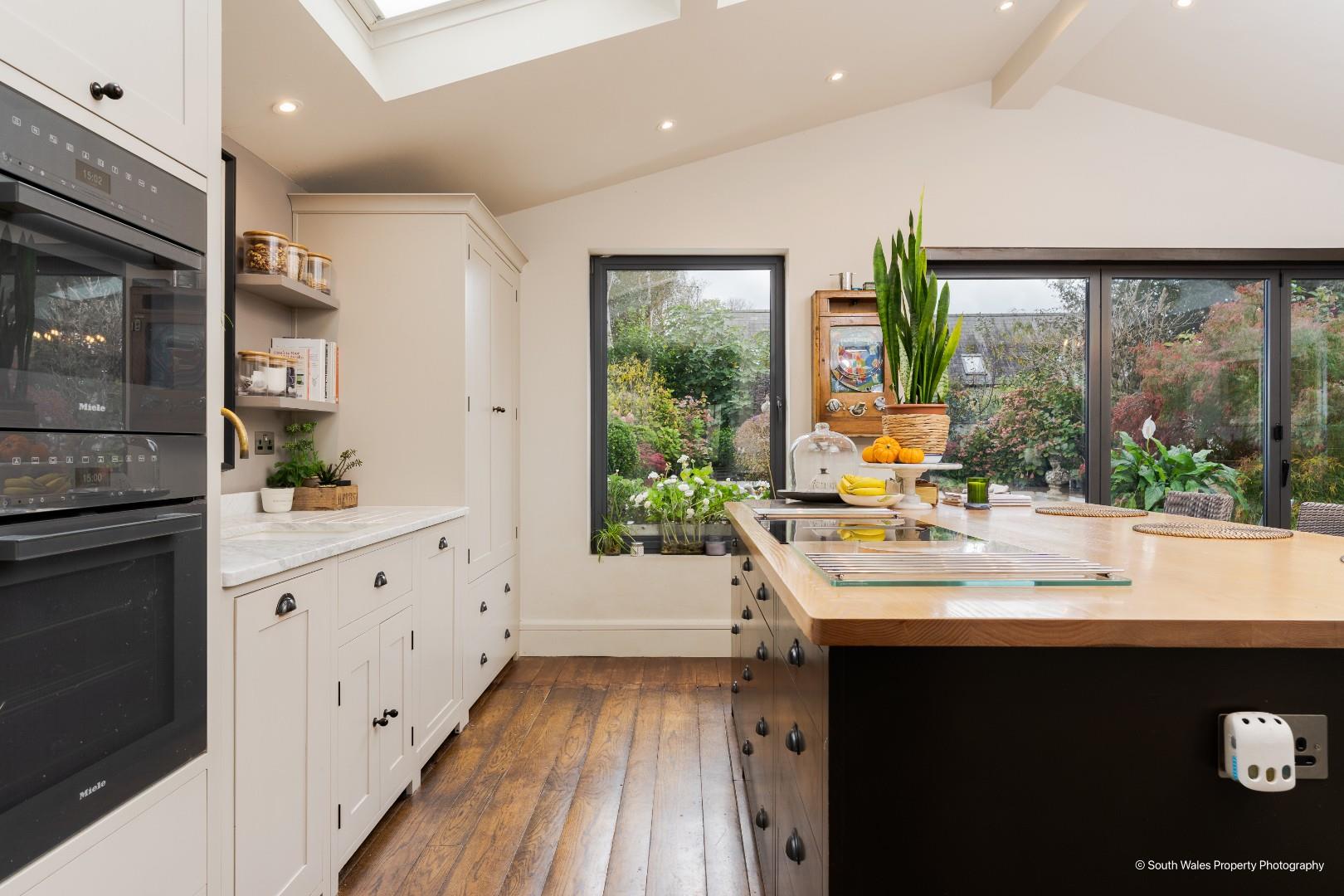 Westgate, Cowbridge, Vale of Glamorgan, CF71 7AR